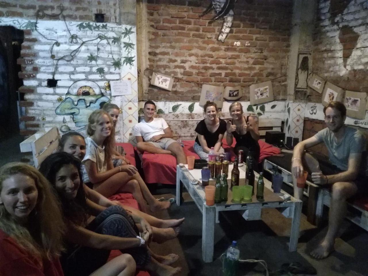 Kandy Walkers Hostel Tennekumbura Ngoại thất bức ảnh