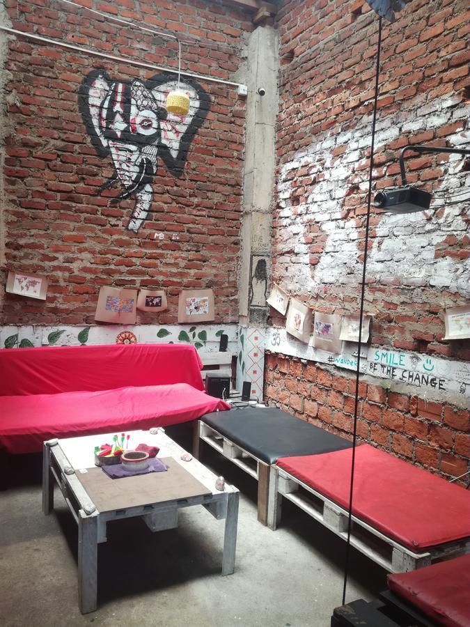 Kandy Walkers Hostel Tennekumbura Ngoại thất bức ảnh