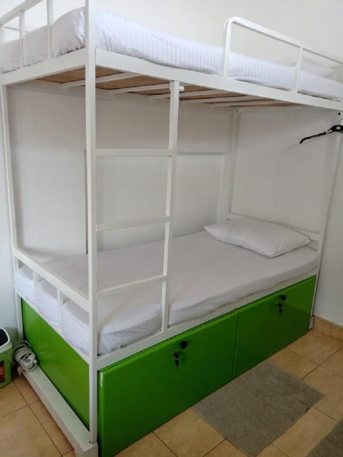 Kandy Walkers Hostel Tennekumbura Ngoại thất bức ảnh