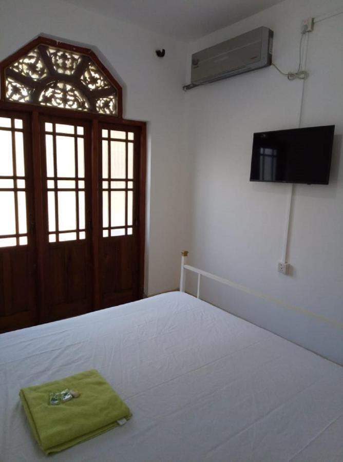 Kandy Walkers Hostel Tennekumbura Ngoại thất bức ảnh