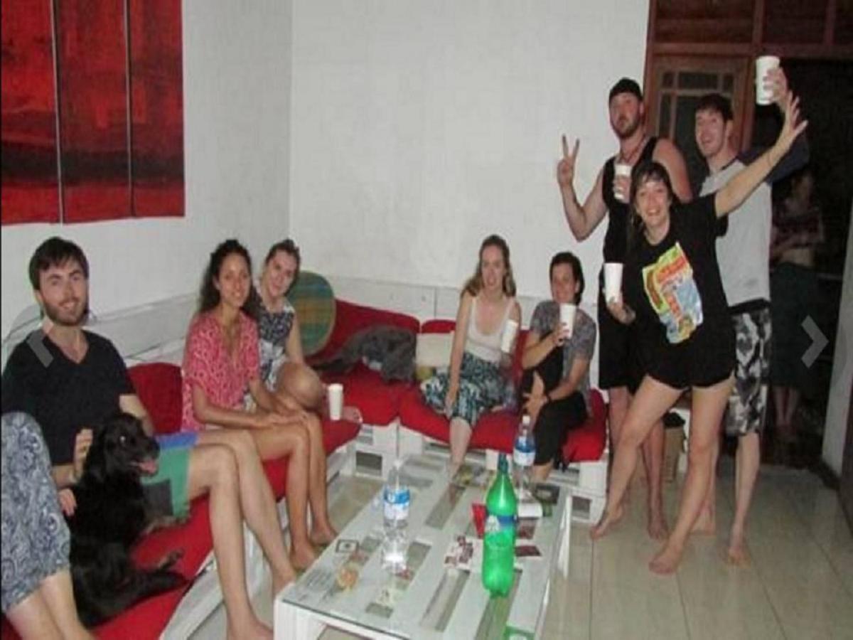 Kandy Walkers Hostel Tennekumbura Ngoại thất bức ảnh